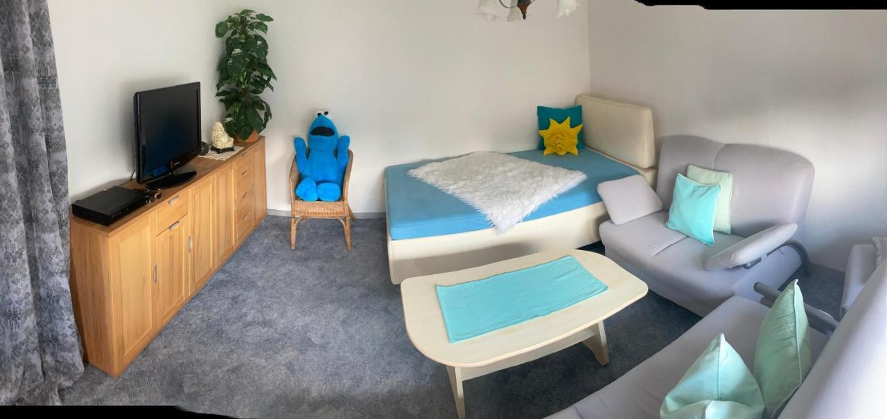 Ferienwohnung Im Gruenen 格斯韦因斯泰因 外观 照片
